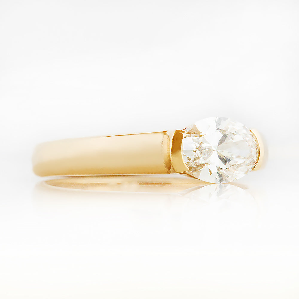 Akari, an oval cut Lab Diamond Ring