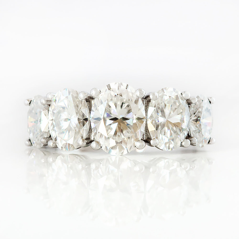 The Lab Diamond Queen Ring