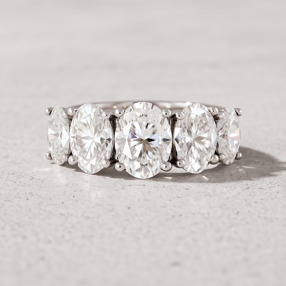 The Lab Diamond Queen Ring - Victoria's Jewellery
