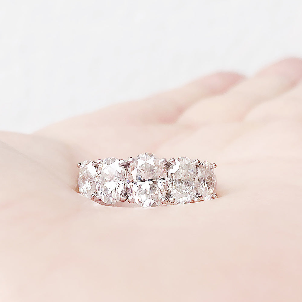 The Lab Diamond Queen Ring