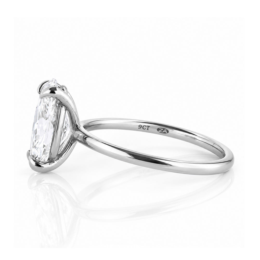 Zoey, Oval cut Lab Diamond Solitaire Ring - 2ct - Victoria's Jewellery