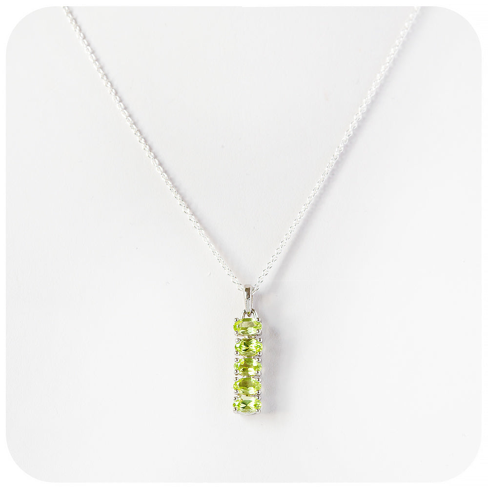 The Eternity Peridot Pendant