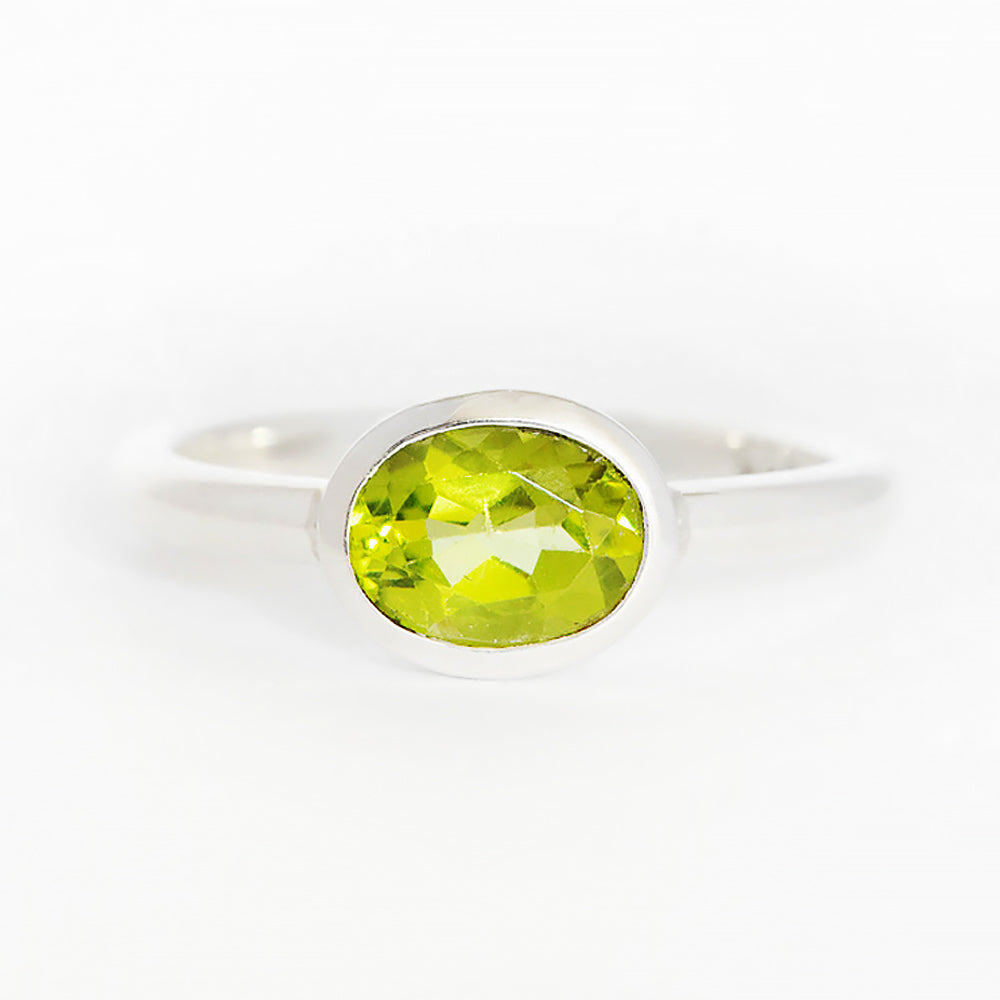 Quinn, an Oval cut Peridot Ring - Victoria's Jewellery