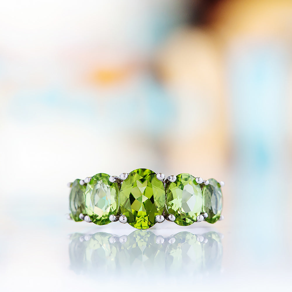 The Peridot Queen Ring