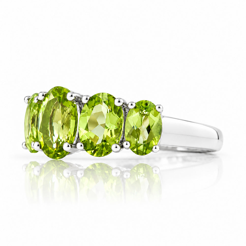 The Peridot Queen Ring - Victoria's Jewellery