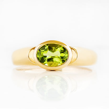 Nayeli, a Peridot Ring - Victoria's Jewellery