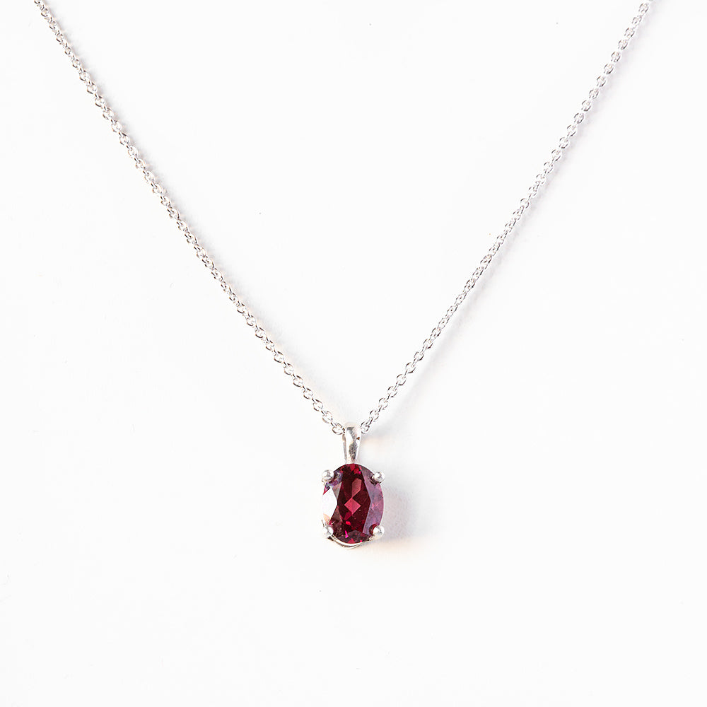 Luna, Oval cut Rhodolite Garnet Pendant - 8x6mm