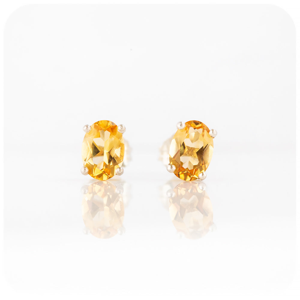 Oval cut yellow Citrine Stud Earring - Victoria's Jewellery