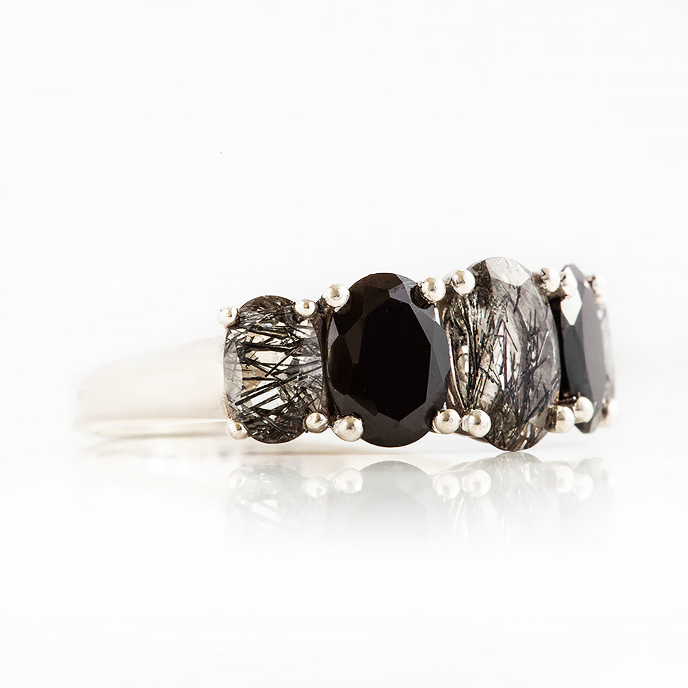 Queen, a Black Rutile and Spinel Ring