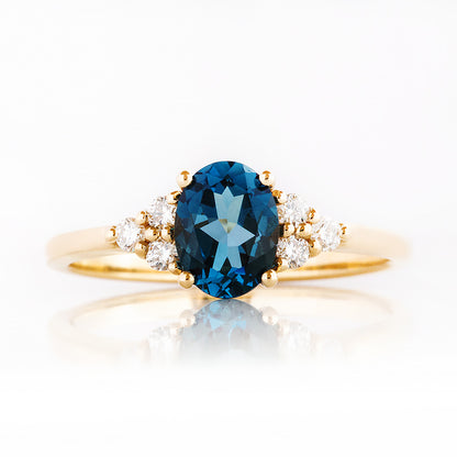 Este, Oval cut Lab Sapphire and Diamond Ring