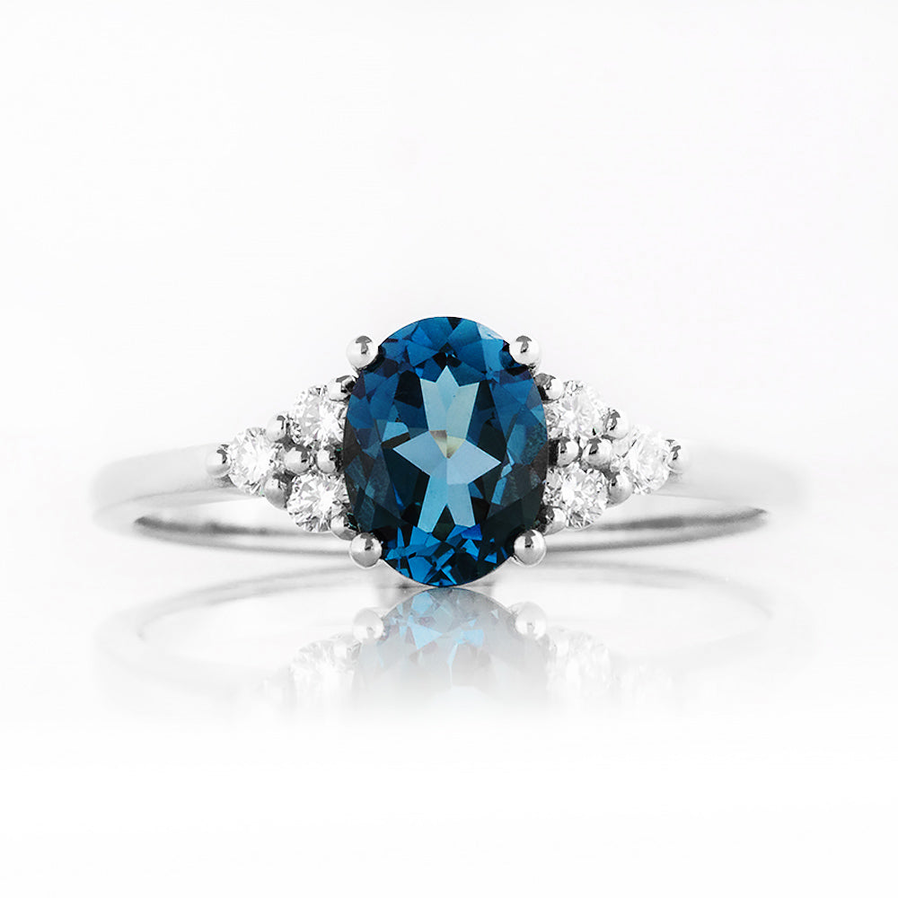 Este, Oval cut Lab Sapphire and Diamond Ring