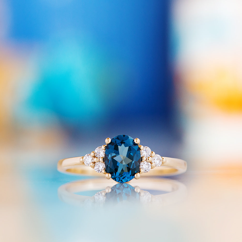 Este, Oval cut Lab Sapphire and Diamond Ring