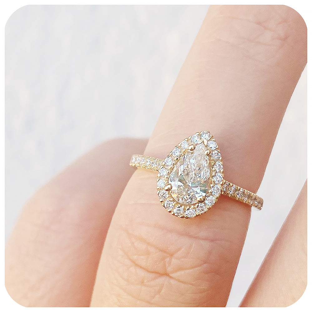 Pear cut Moissanite Halo Engagement Wedding Ring - Victoria's Jewellery