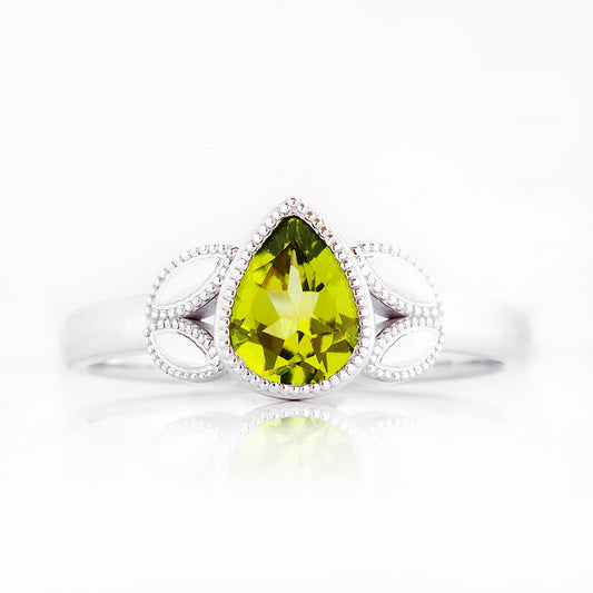 Mariana, a Peridot Ring