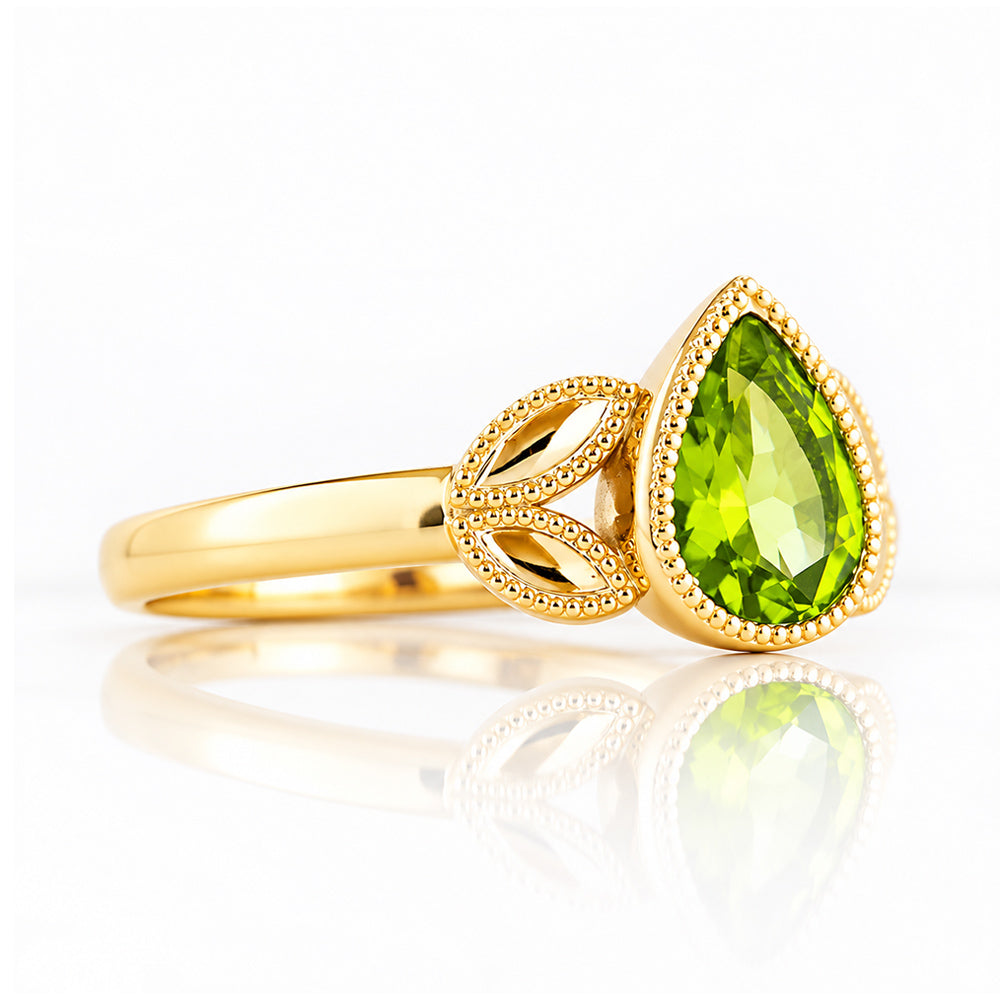 Mariana, a Peridot Ring - Victoria's Jewellery