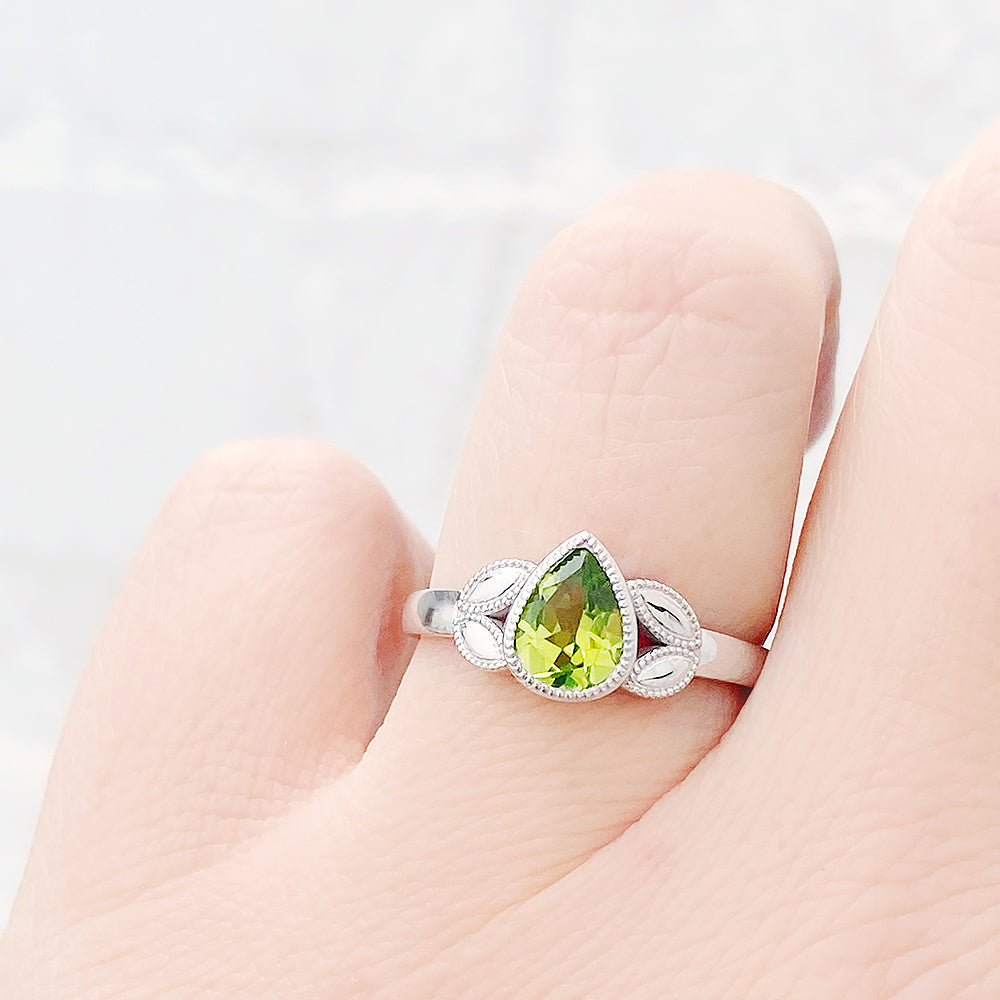 Mariana, a Peridot Ring