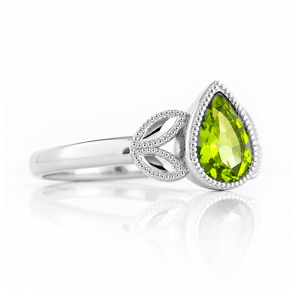 Mariana, a Peridot Ring - Victoria's Jewellery