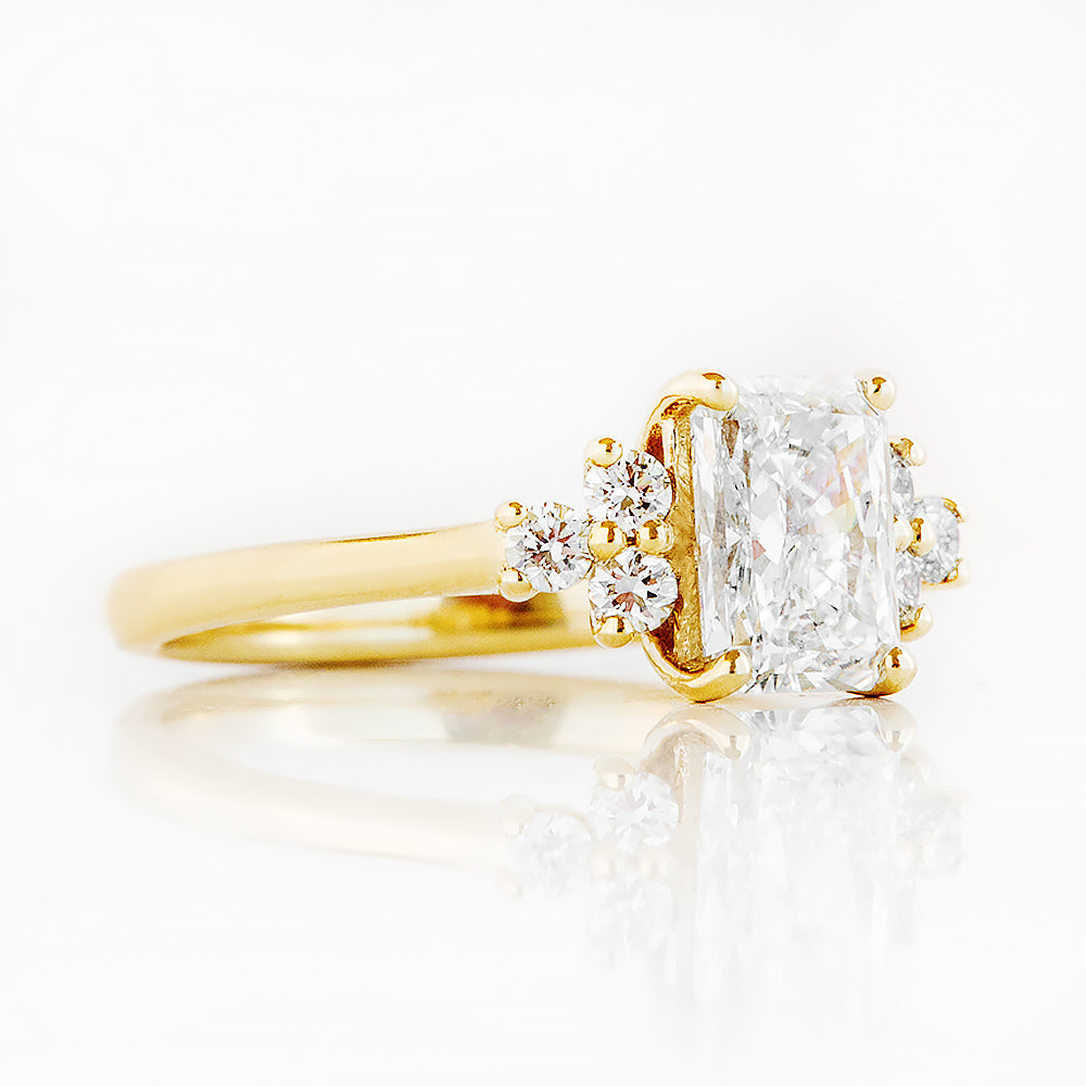 Este, a Radiant cut Lab Diamond Ring - Victoria's Jewellery