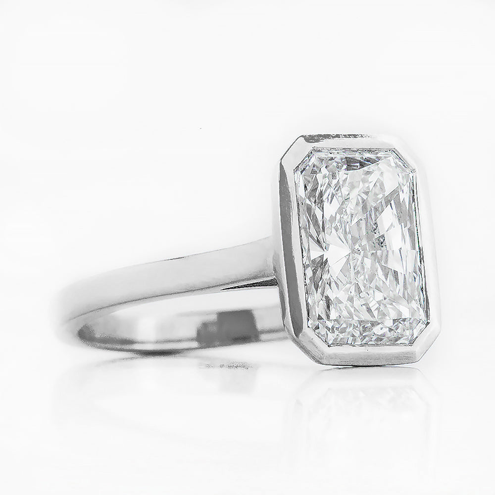 Sloane, 3ct Radiant cut Lab Diamond Ring