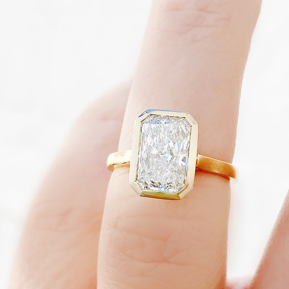 Sloane, 3ct Radiant cut Lab Diamond Ring