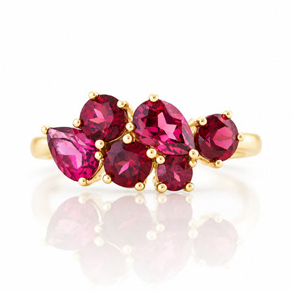 The Ena, a Cluster Ring with Rhodolite Garnet