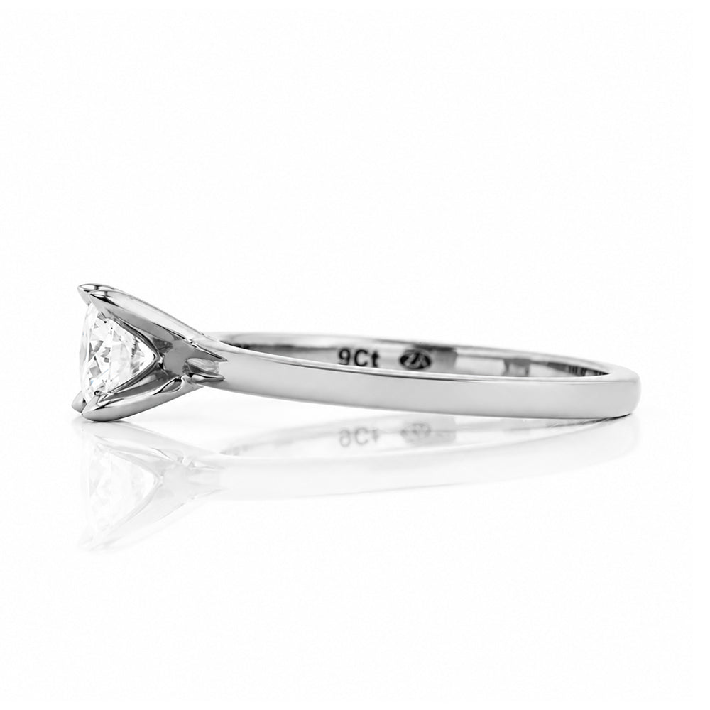 The 4 Claw Brilliant cut Lab Diamond Engagement Ring - 0.50ct - Victoria's Jewellery