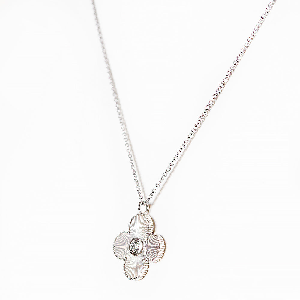 Clover Necklace - Lab Grown Diamond