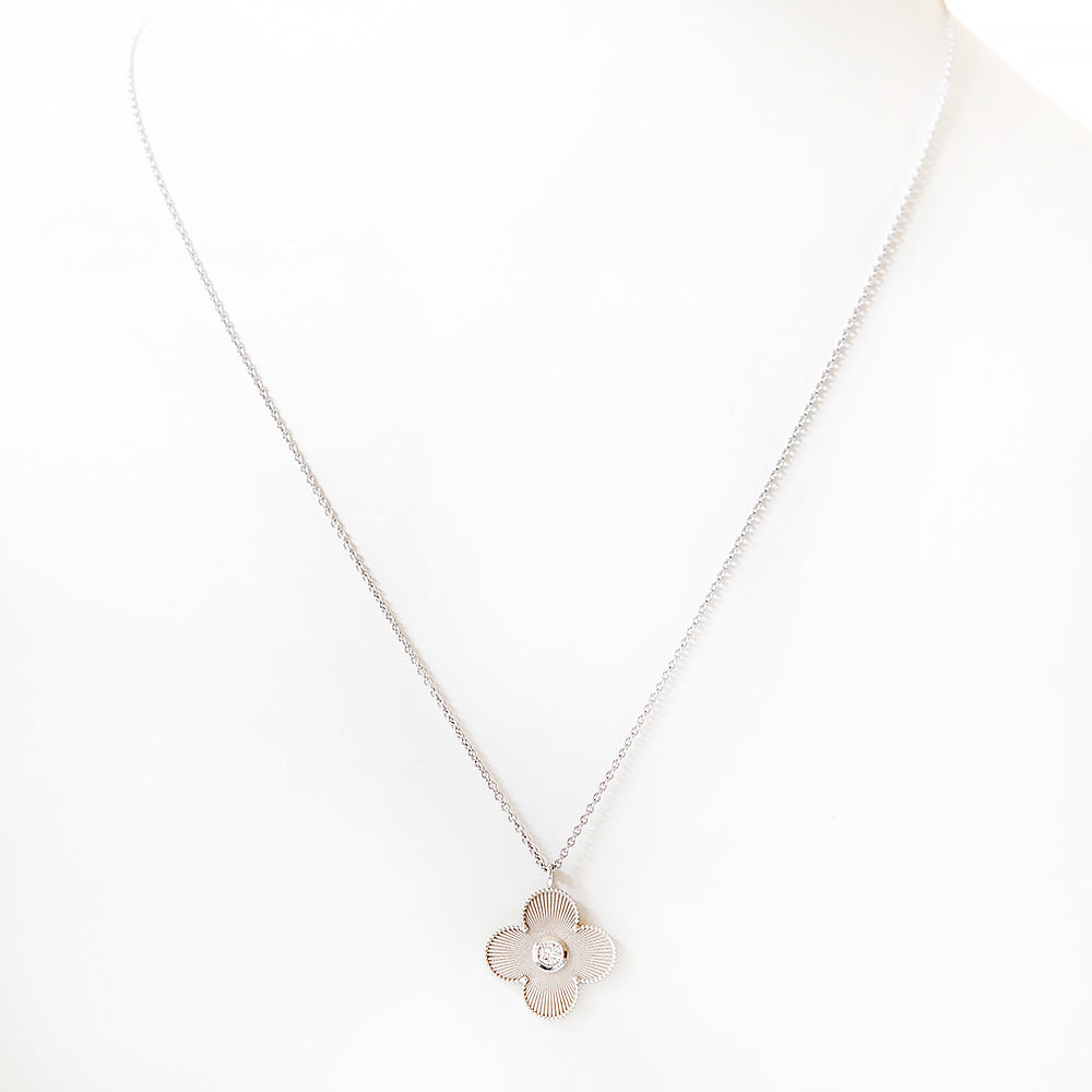 Clover Necklace - Lab Grown Diamond