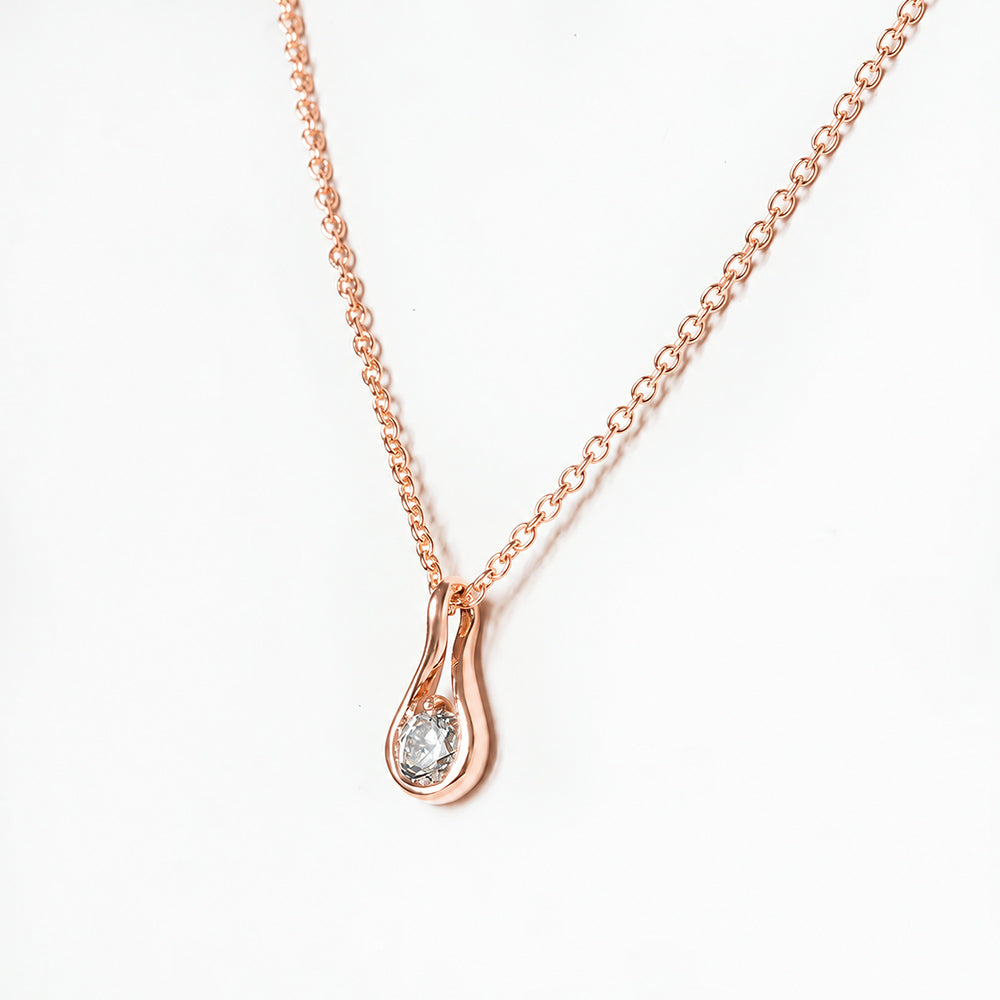 Savannah, a Round cut Lab Diamond Pendant