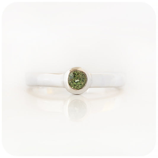 Round cut Green Sapphire Solitaire Ring