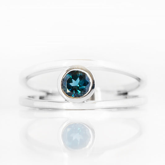 Harper, Round cut London Blue Topaz Split Band Ring