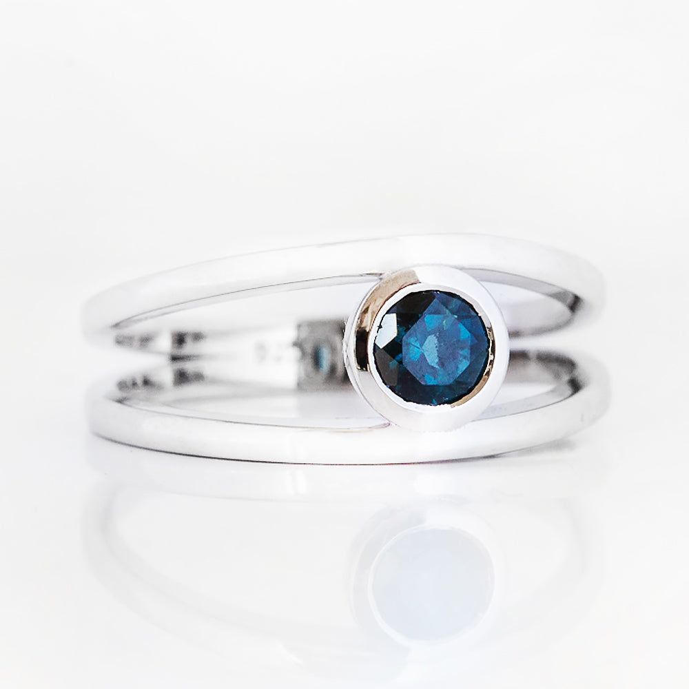 Harper, Round cut London Blue Topaz Split Band Ring