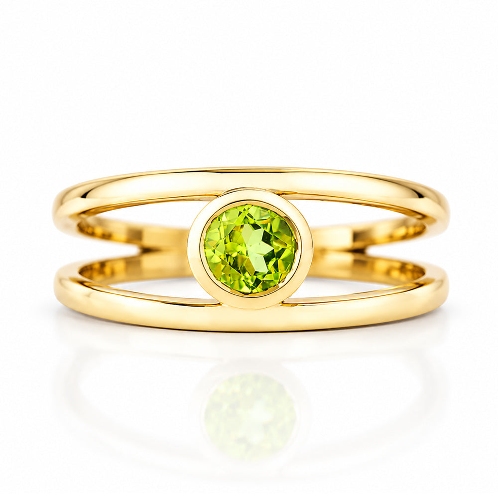 Harper, Round cut Peridot Split Band Ring - Victoria's Jewellery