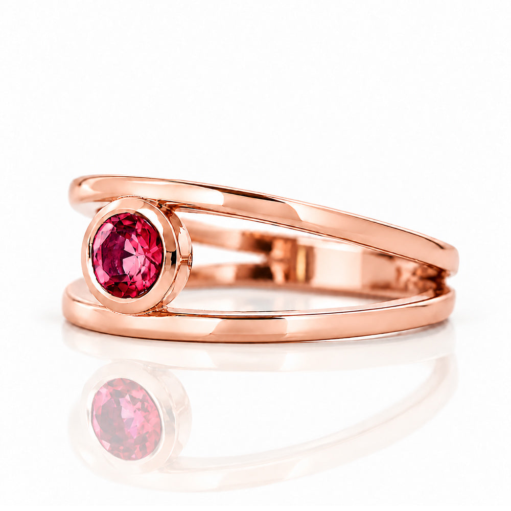 Harper, Round cut Rhodolite Garnet Split Band Ring - Victoria's Jewellery
