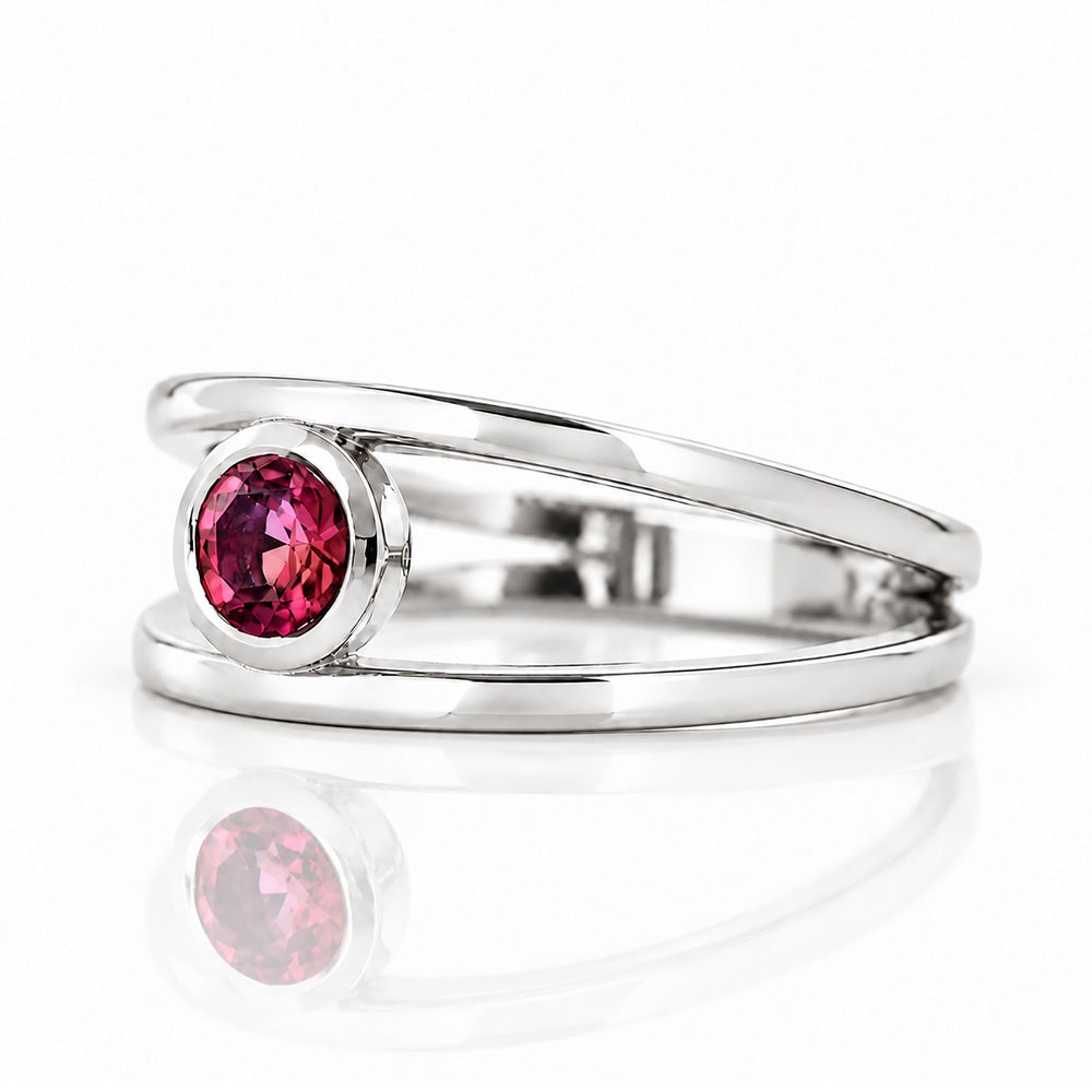 Harper, Round cut Rhodolite Garnet Split Band Ring - Victoria's Jewellery