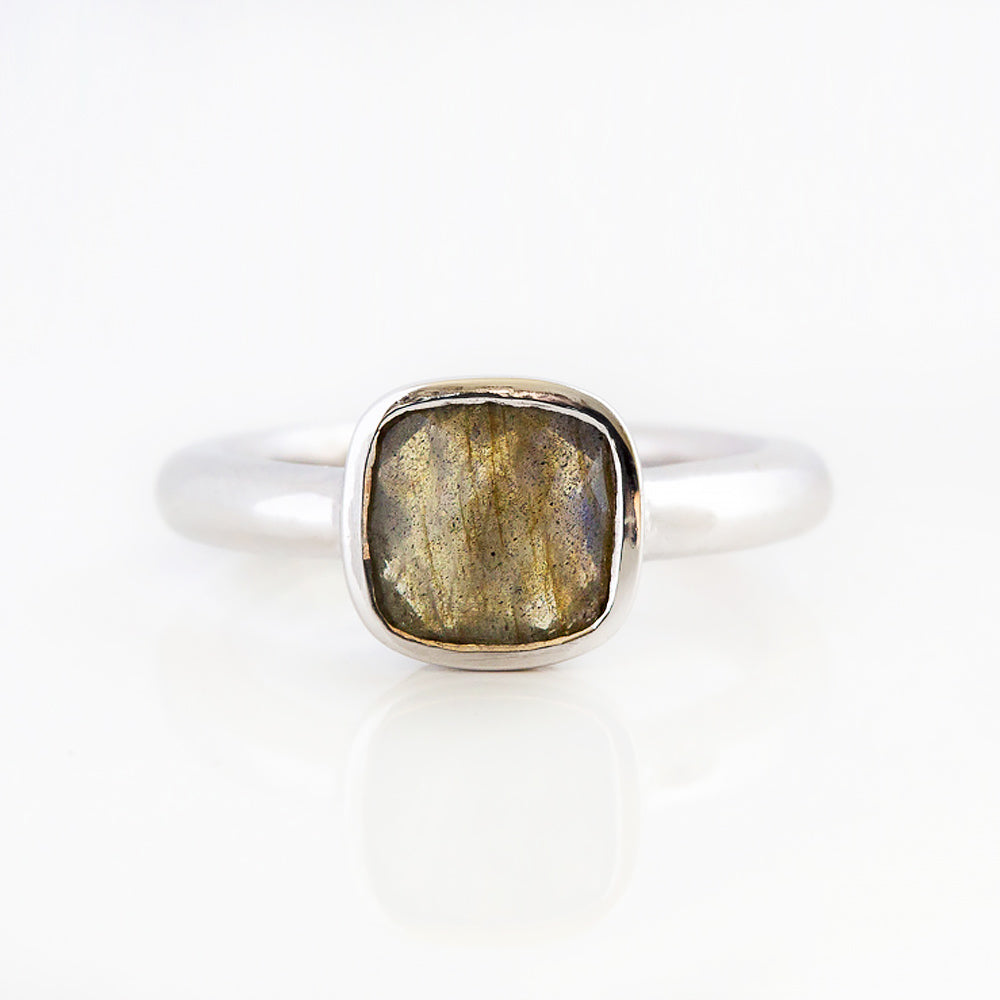 Cushion cut Labradorite ring in Sterling Silver - Victoria's Jewellery