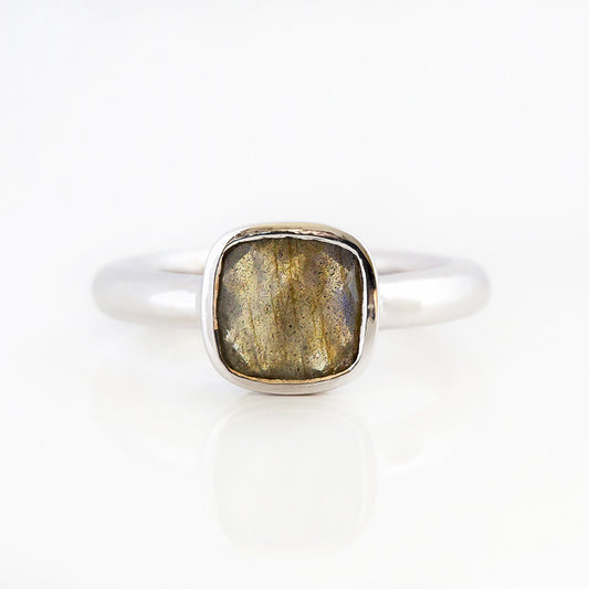 Cushion cut Labradorite ring in Sterling Silver - Victoria's Jewellery