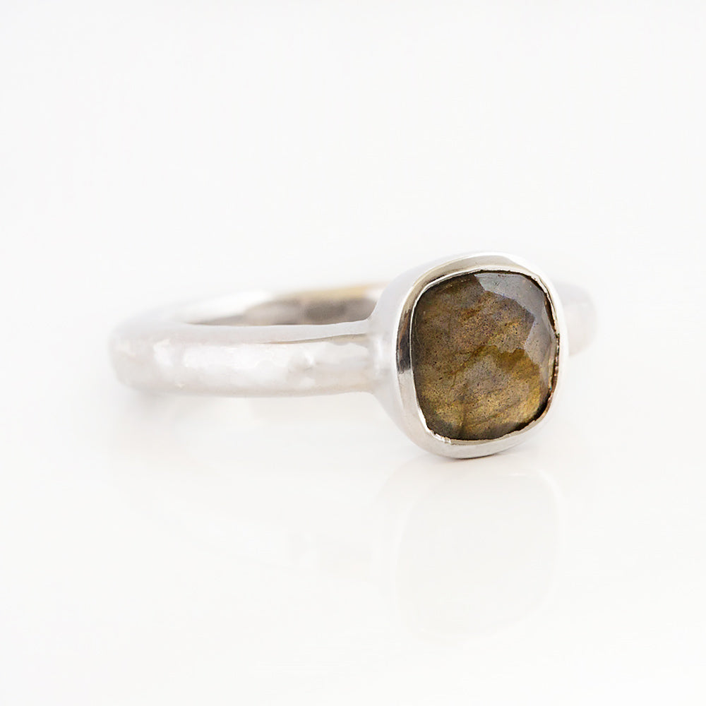 Cushion cut Labradorite Ring in Sterling Silver with a Hammered Band - Victoria's Jewellery