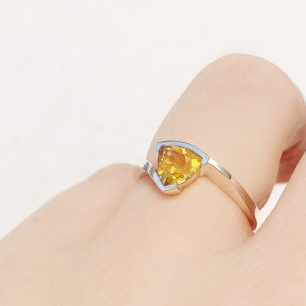 Trillion cut Citrine Solitaire Ring in White Gold - Victoria's Jewellery