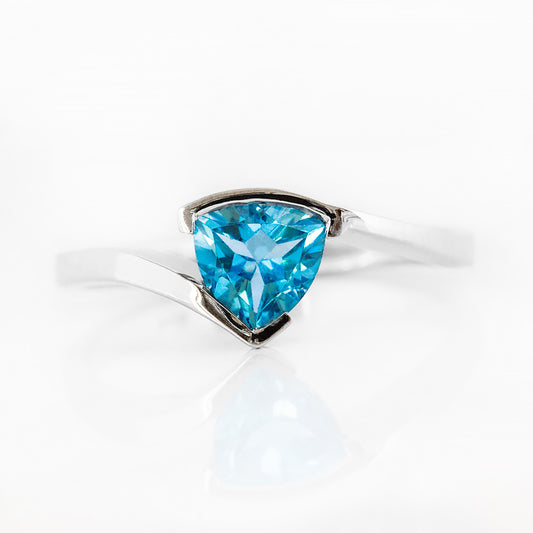 Trillion cut Swiss Blue Topaz Ring in White Gold - Victoria's Jewellery