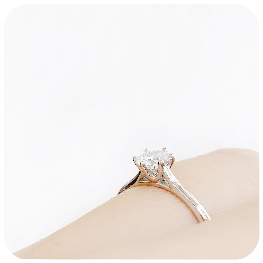 Brilliant cut Lab Grown Diamond Solitaire Engagement Ring - Victoria's Jewellery