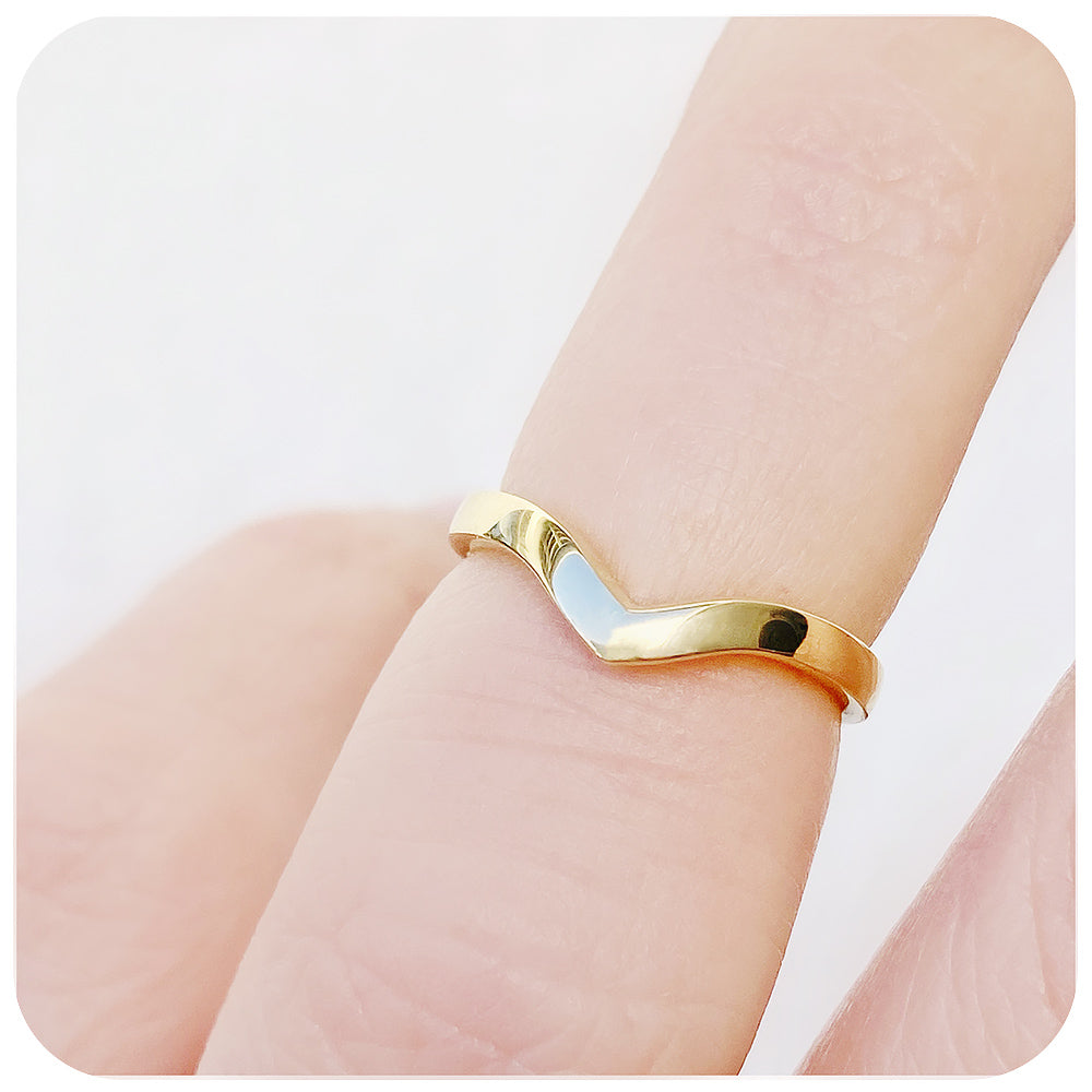 Yellow Gold Wishbone style wedding ring - Victoria's Jewellery