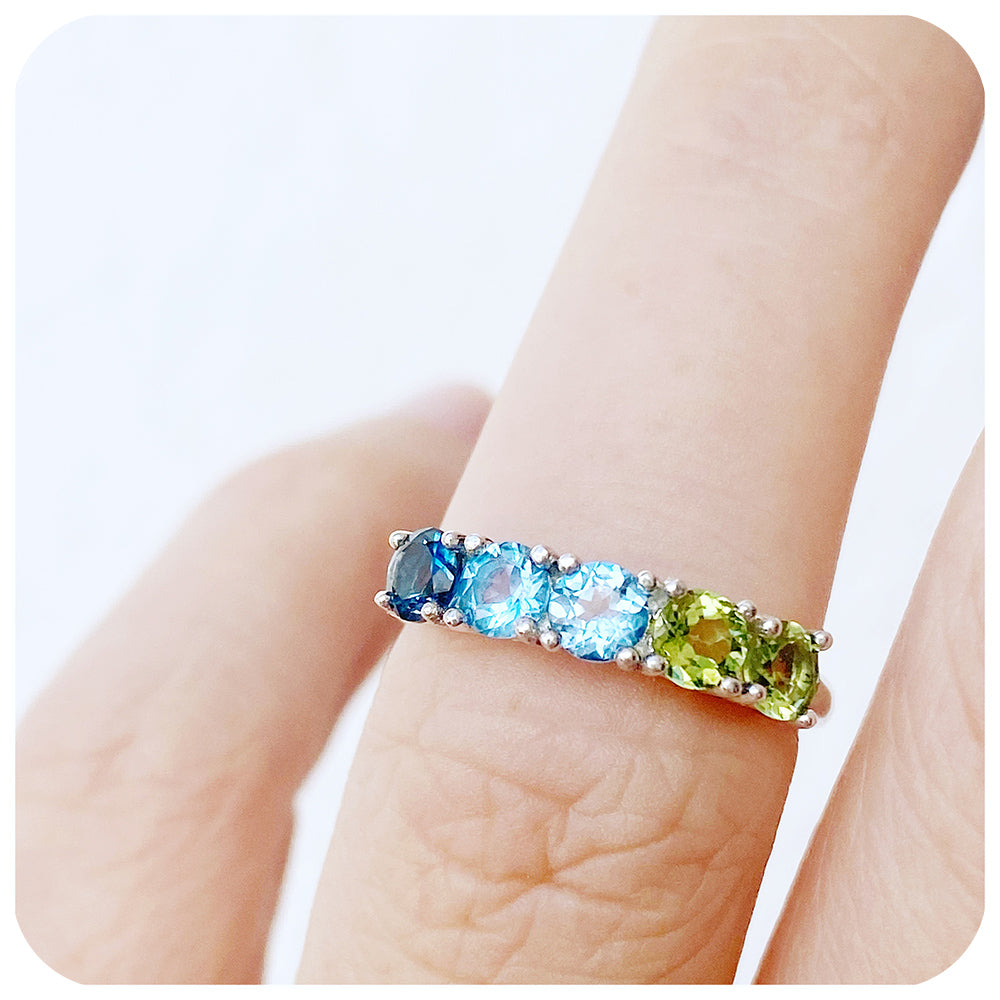 Peridot anniversary online ring