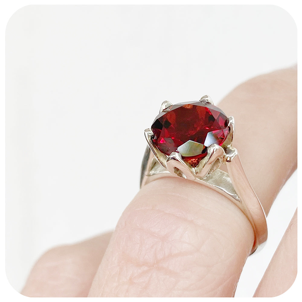 Round cut Garnet, Six Claw Solitaire Ring in Sterling Silver