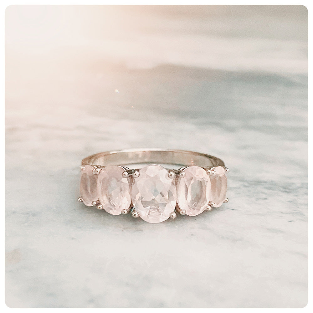 Oval cut Graduated Pink Rose Quartz Anniversary or Birthday Ring - Victoria's Jewellery