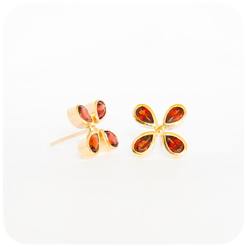 The Garnet Flower Stud Earring in Yellow Gold